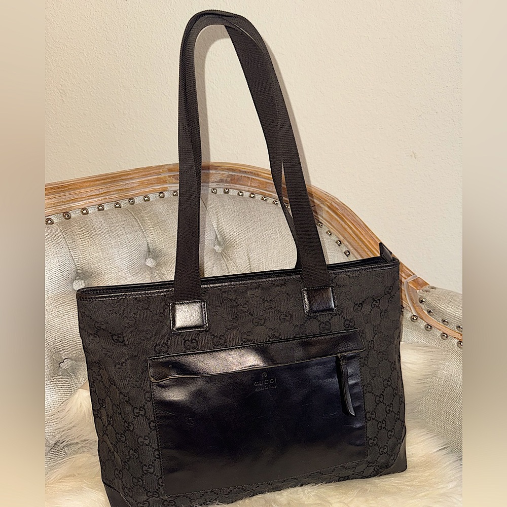 GUCCI BLACK TOTE🔥